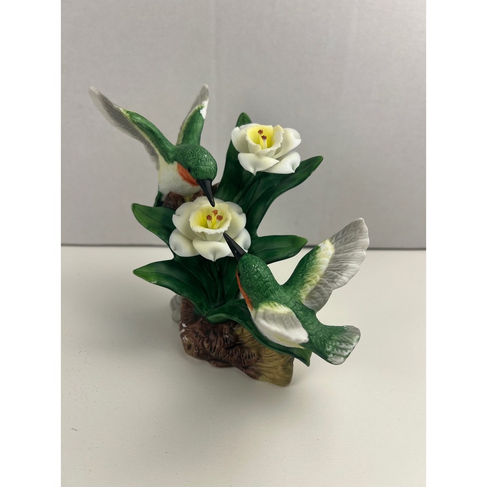 Y.H. Company Asian Art Pottery Bisque Hummingbirds on Flowers 5" Figurine 1997